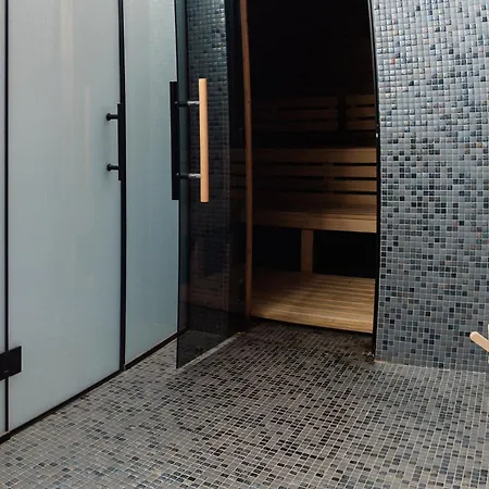 Zara Boutique Szomolnok