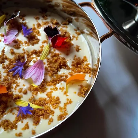 Zara Boutique Smolnik