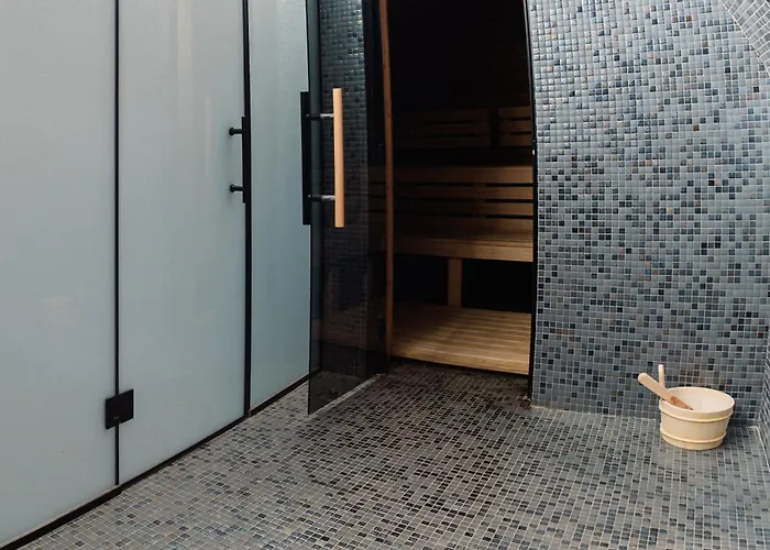 Zara Boutique Smolnik